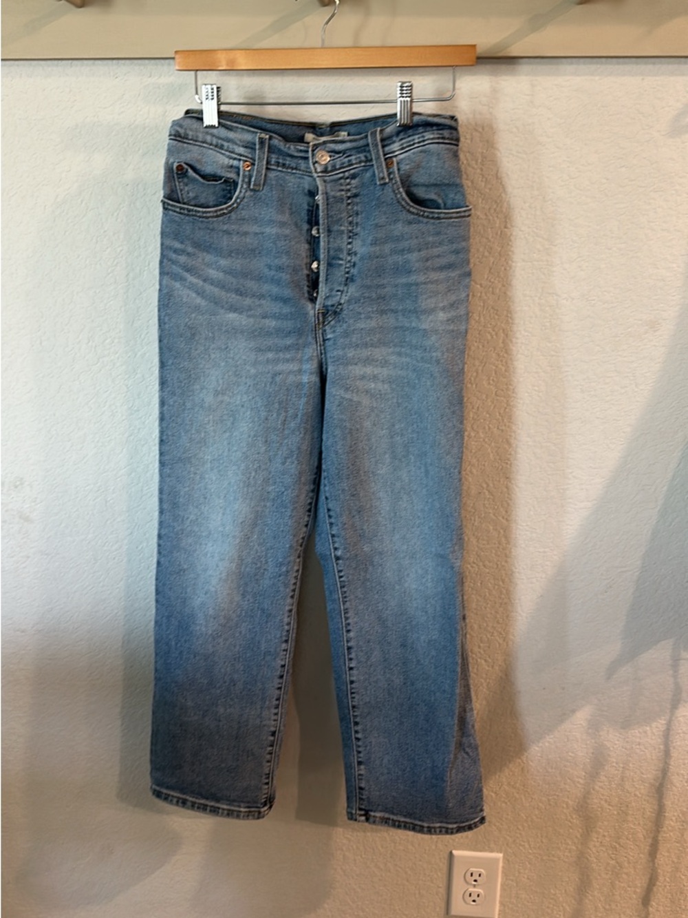 Levi’s ribcage straight ankle